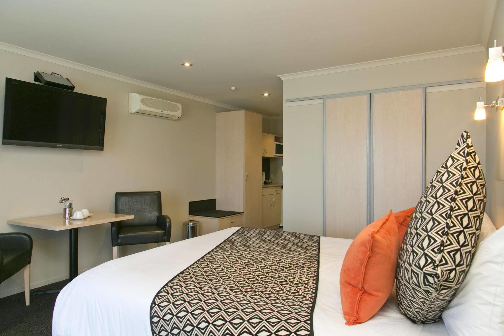 Beechtree Motel Таупо Екстериор снимка